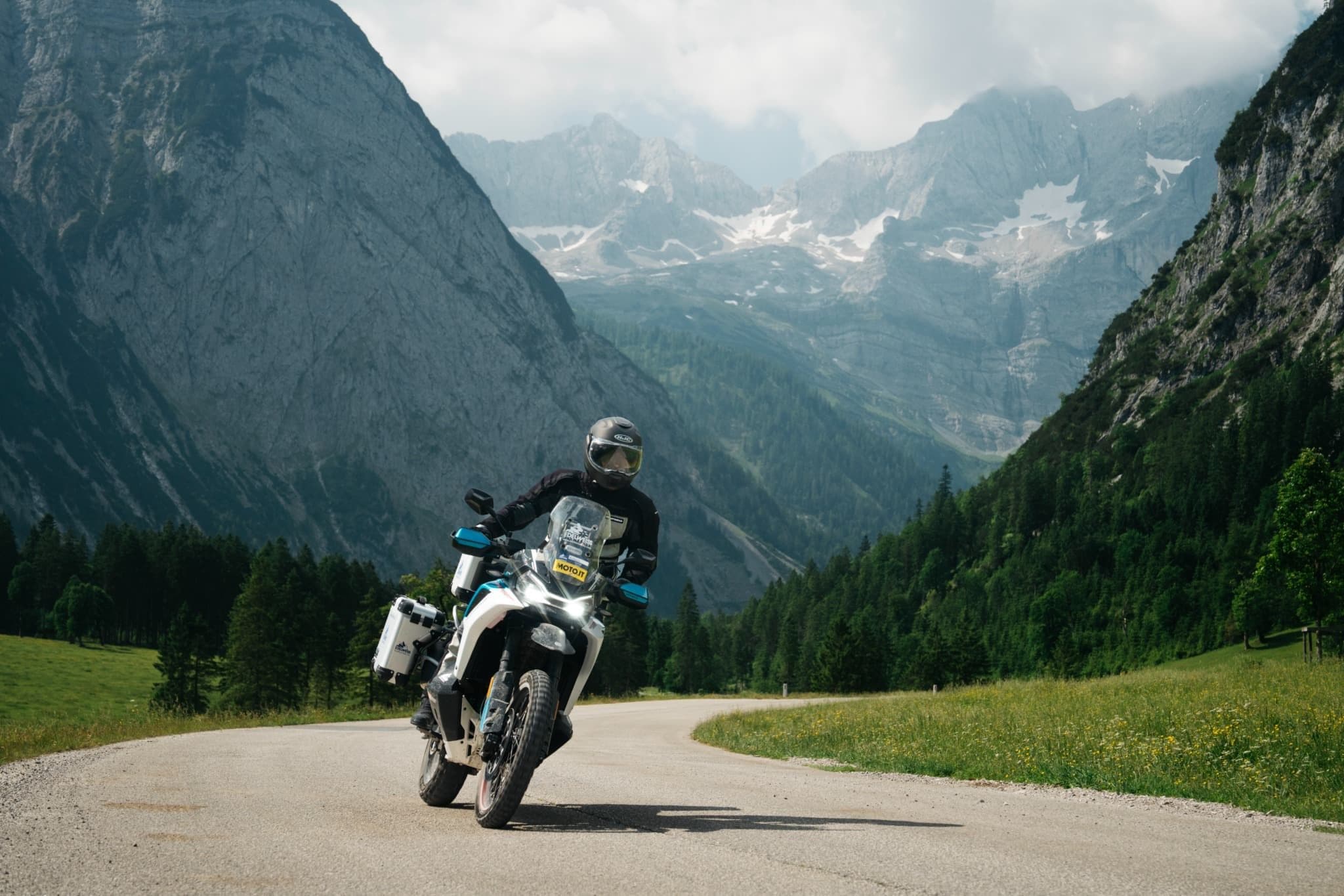 ADVENTURE RIDE - CFMOTO