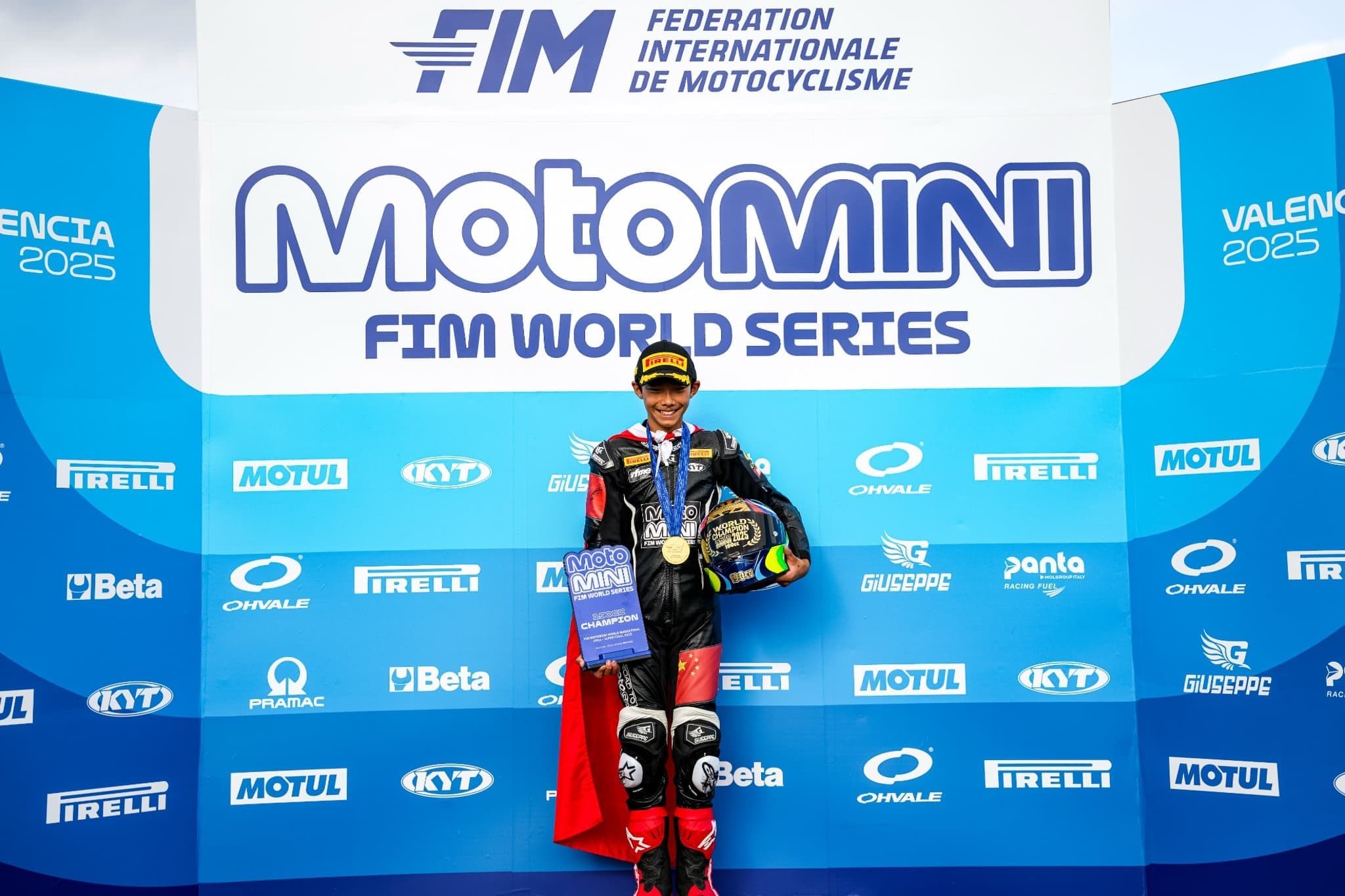 中国车手世界首冠