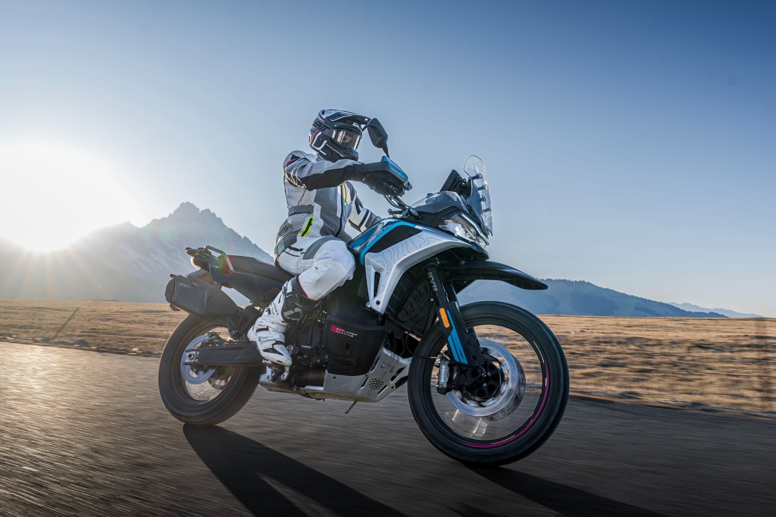 全面安全配置 安心驾驭旅途